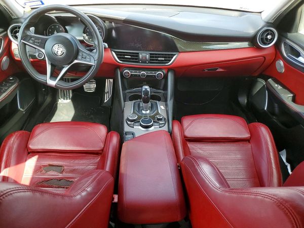 2019 ALFA ROMEO GIULIA TI RWD
