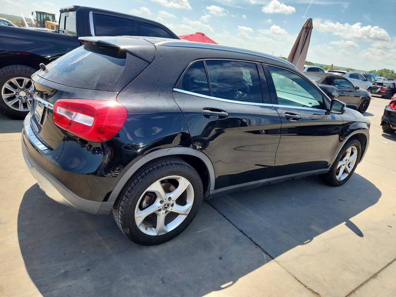 2019 MERCEDES-BENZ GLA GLA250