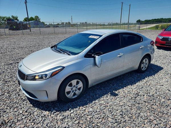 2017 KIA FORTE LX Base