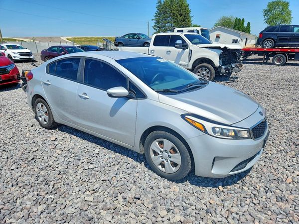 2017 KIA FORTE LX Base