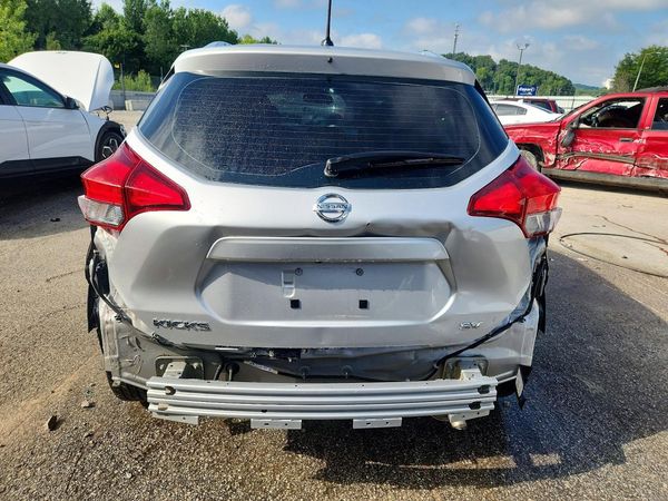 2019 NISSAN KICKS