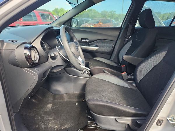 2019 NISSAN KICKS