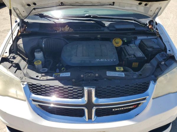 2014 DODGE GRAND CARAVAN SE