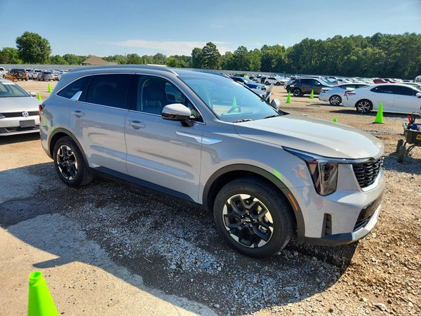 2024 KIA SORENTO S