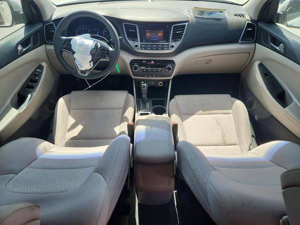 2017 HYUNDAI TUCSON