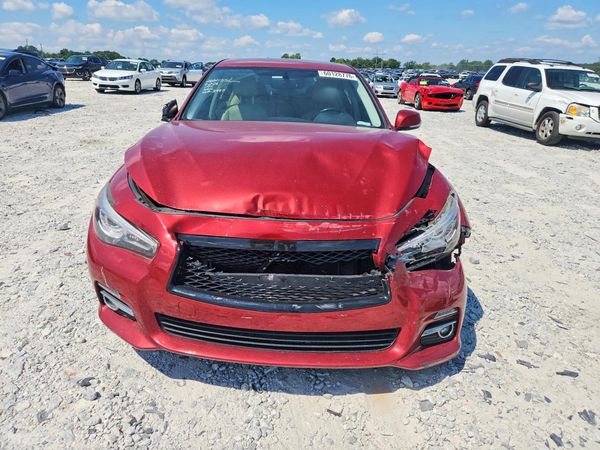 2015 INFINITI Q50