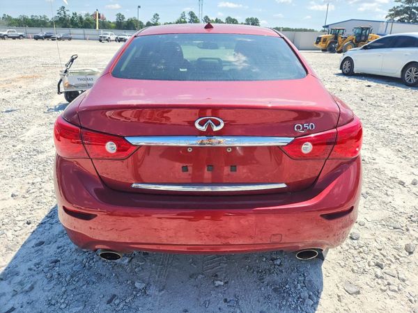 2015 INFINITI Q50