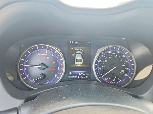 2015 INFINITI Q50