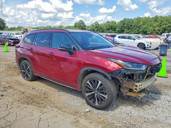 2021 TOYOTA HIGHLANDER XSE Nav & JBL — Passenger 3/4