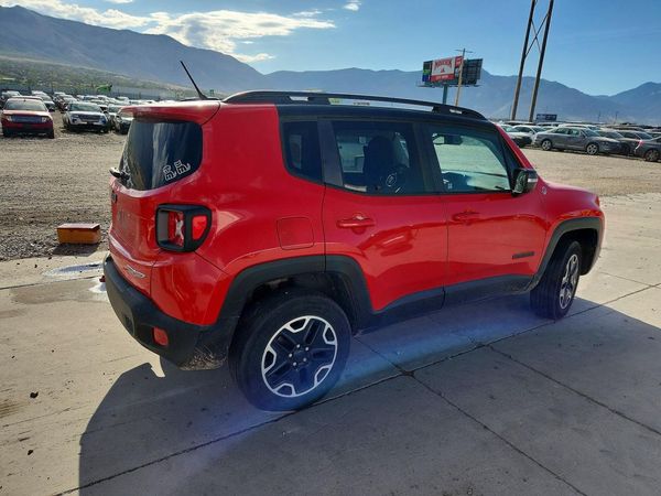 2016 JEEP RENEGADE TRAILHAWK 4X4