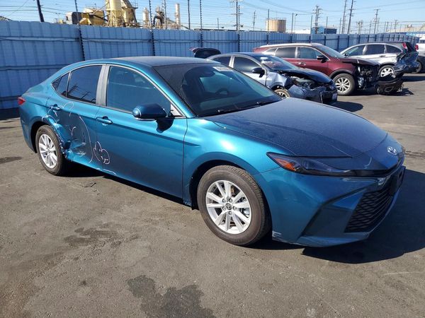 2025 TOYOTA CAMRY