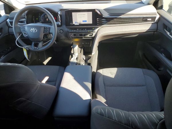 2025 TOYOTA CAMRY