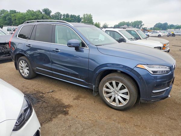 2019 VOLVO XC90