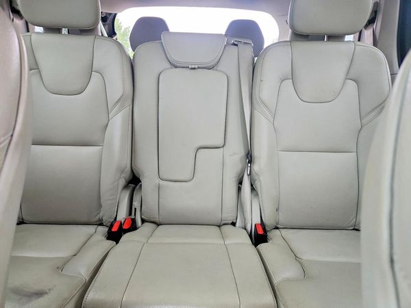 2019 VOLVO XC90