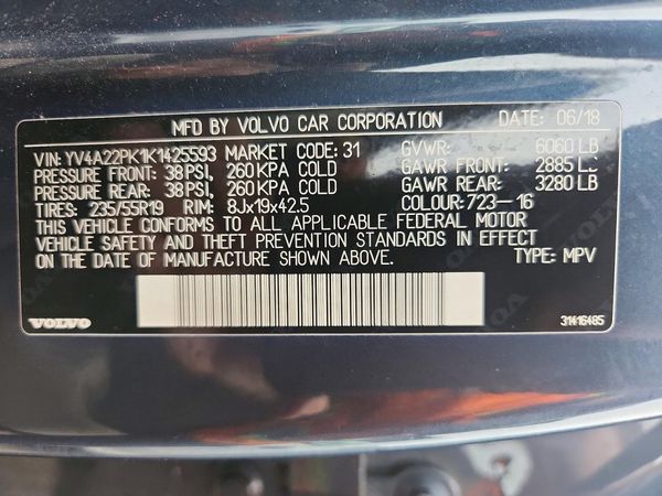 2019 VOLVO XC90