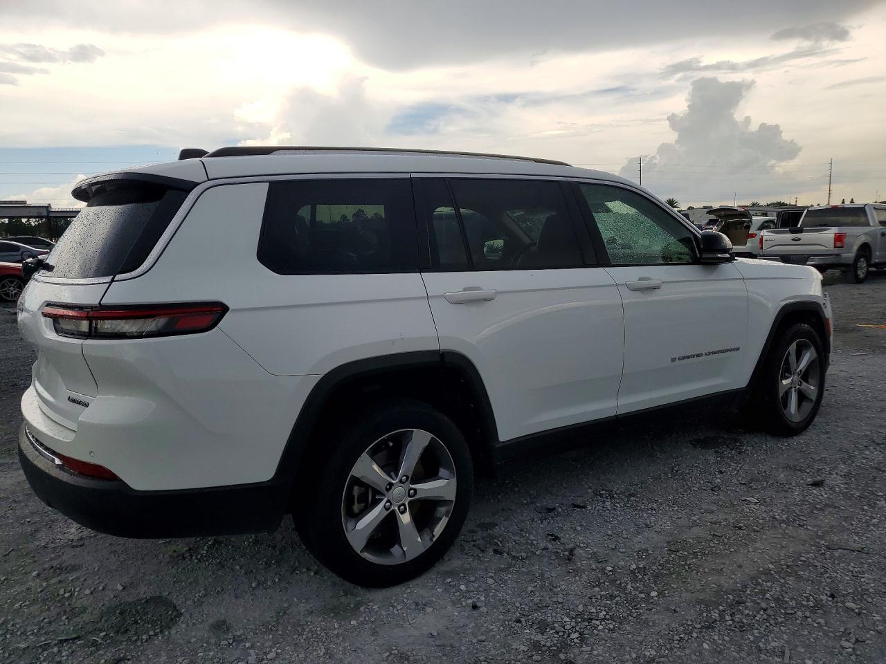 2022 JEEP GRAND CHEROKEE L LIMITED 4X2
