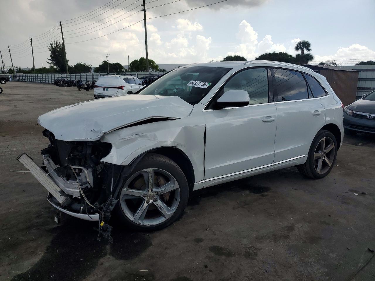 2014 AUDI Q5