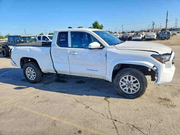 2025 TOYOTA TACOMA