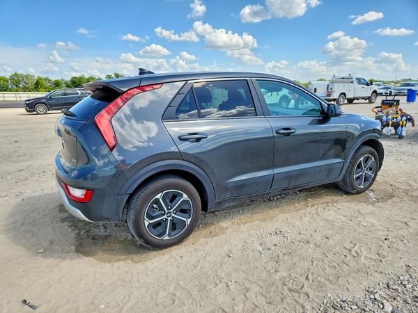 2026 KIA NIRO LX
