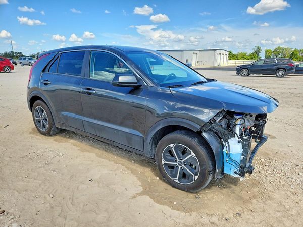 2026 KIA NIRO LX