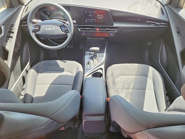 2026 KIA NIRO LX