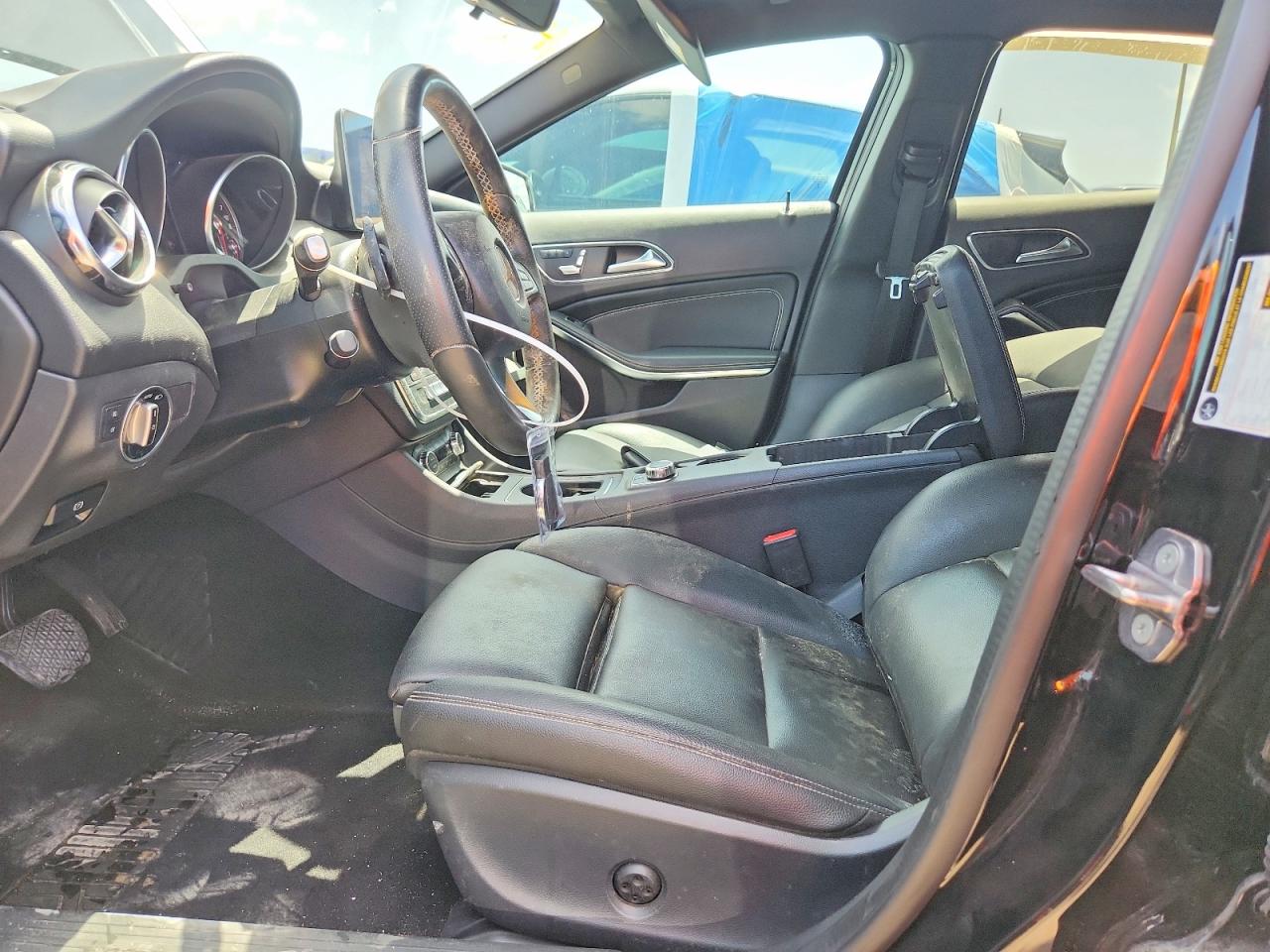 2018 MERCEDES-BENZ GLA GLA250