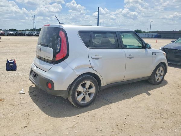 2019 KIA SOUL Base