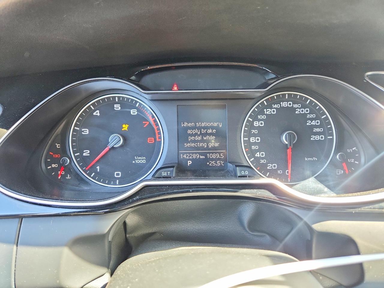 2015 AUDI A4 quattro Premium
