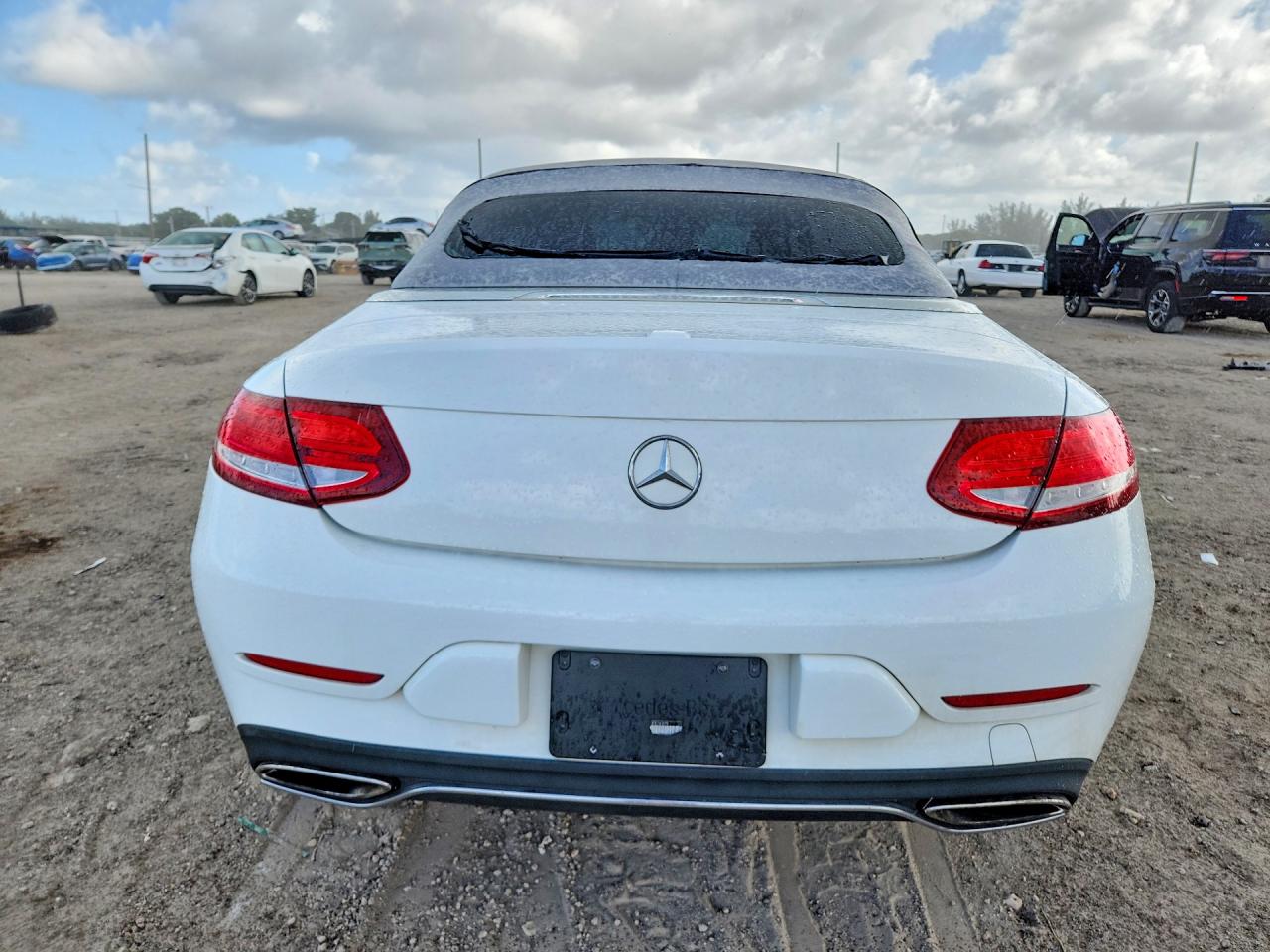 2017 MERCEDES-BENZ C C300