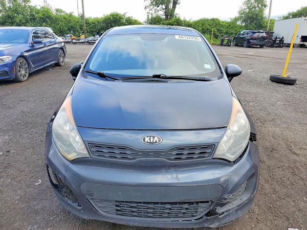 2015 KIA RIO GL - Middle-low