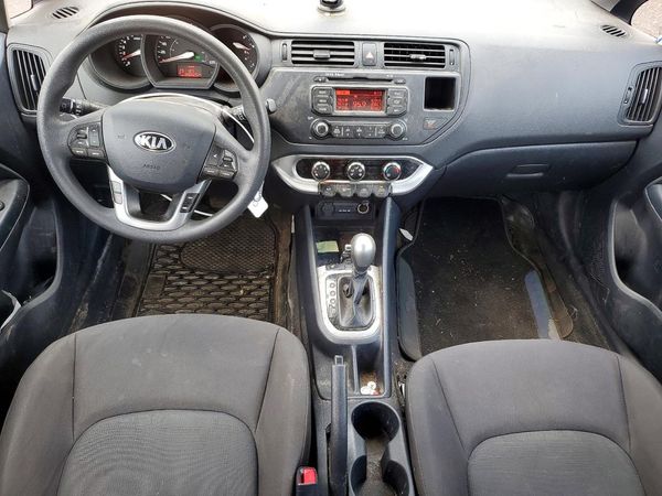 2015 KIA RIO GL - Middle-low