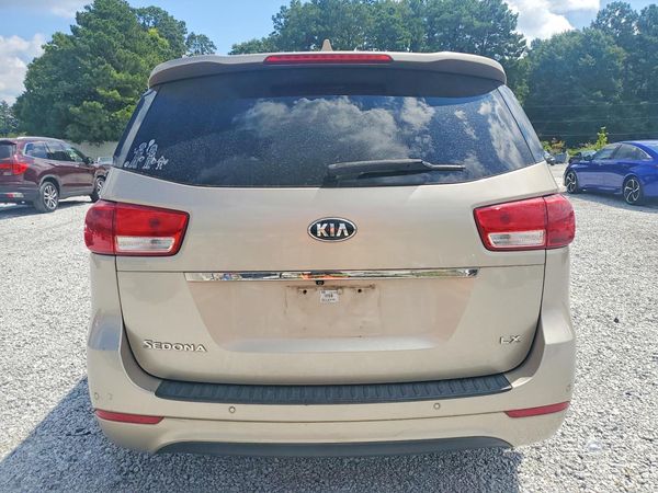2016 KIA SEDONA LX - Middle-low