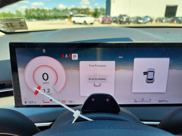 2026 GENESIS GV70 2.5T, 2.5T Select