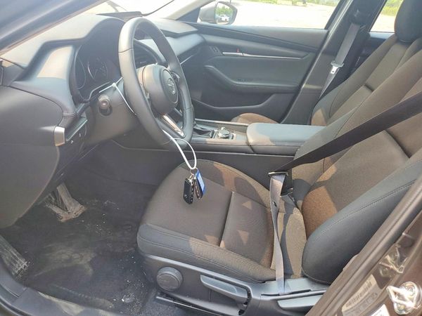 2025 MAZDA 3 Preferred Package
