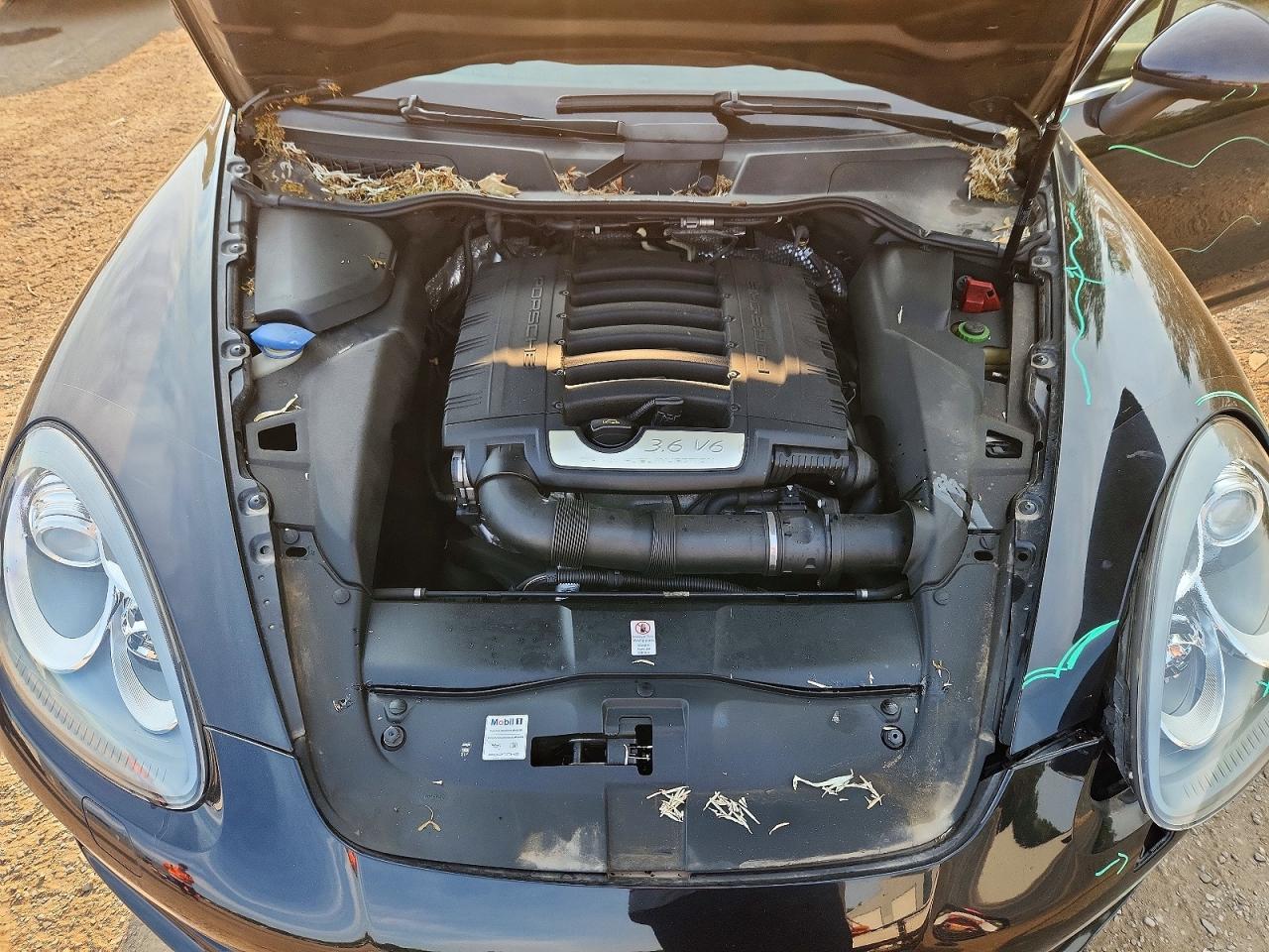 2013 PORSCHE CAYENNE