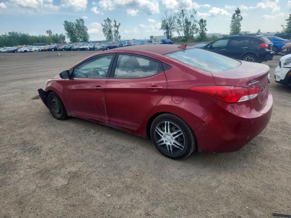 2013 HYUNDAI ELANTRA
