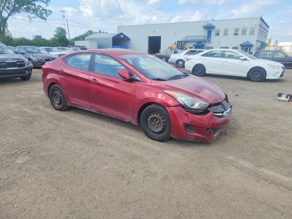 2013 HYUNDAI ELANTRA