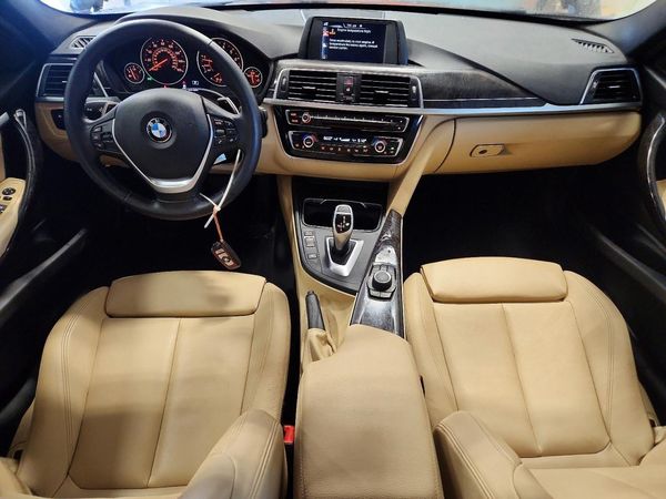 2017 BMW 330 SA