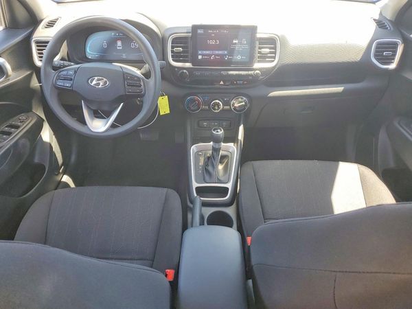2023 HYUNDAI VENUE SE