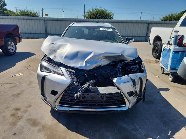 2019 LEXUS UX