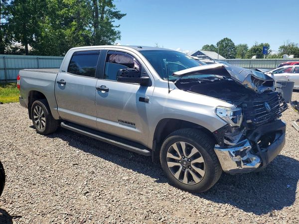 2018 TOYOTA TUNDRA