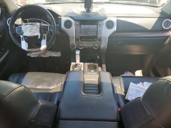 2018 TOYOTA TUNDRA