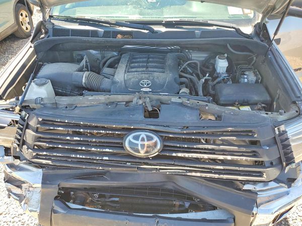 2018 TOYOTA TUNDRA