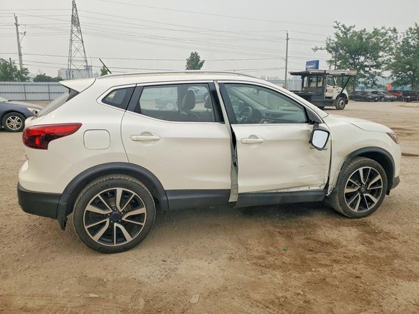 2018 NISSAN QASHQAI