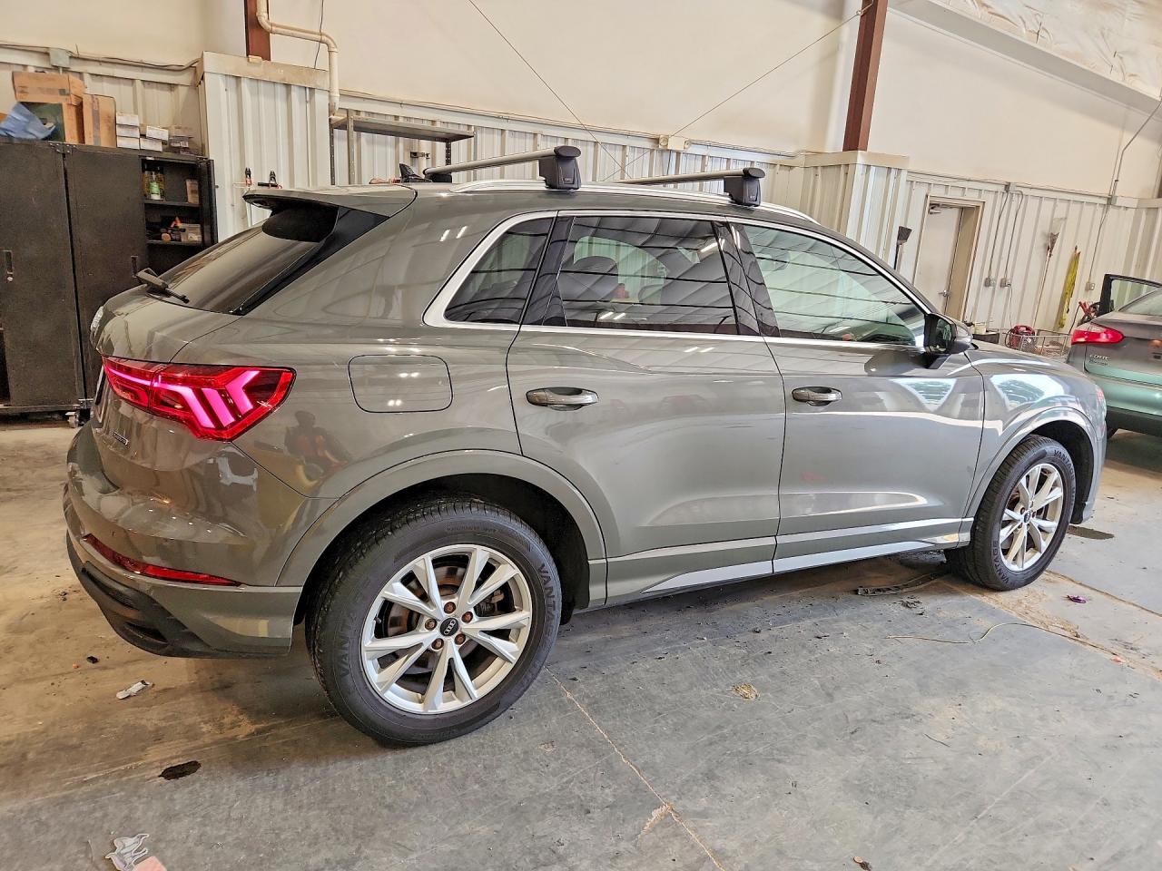 2023 AUDI Q3