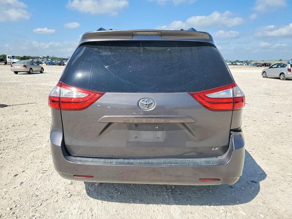 2015 TOYOTA SIENNA