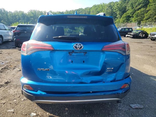2017 TOYOTA RAV4 XLE