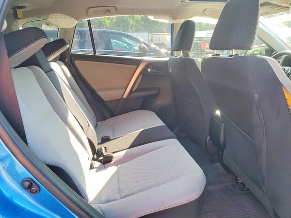 2017 TOYOTA RAV4 XLE