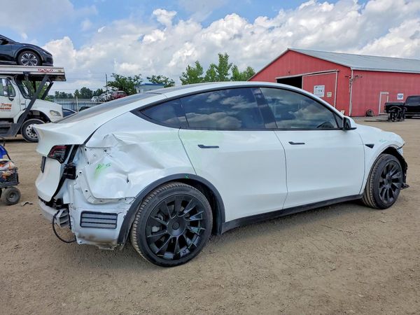 2021 TESLA MODEL Y