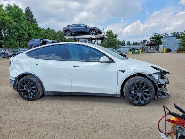 2021 TESLA MODEL Y